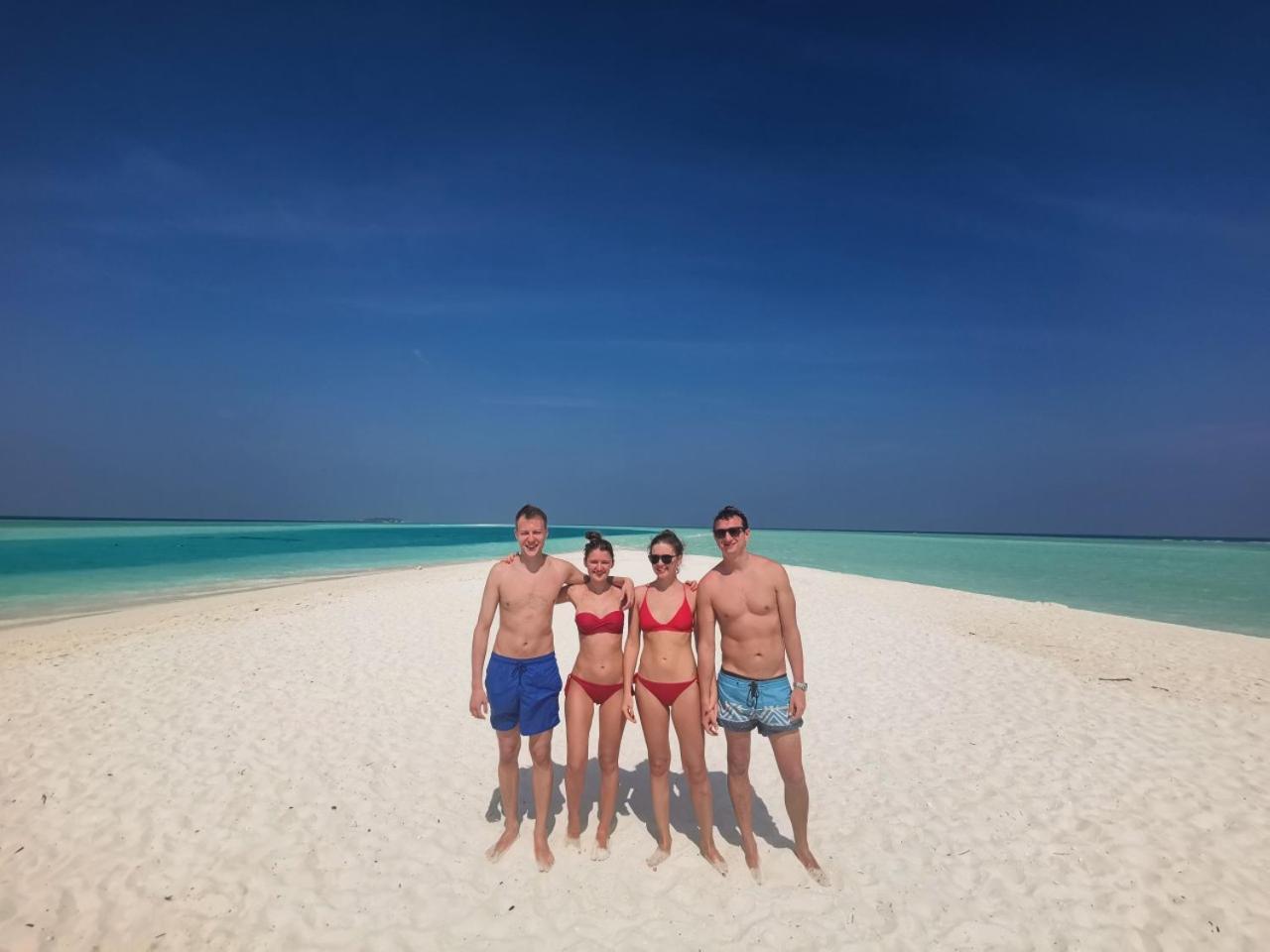 Thoddoo Beach Holiday Экстерьер фото